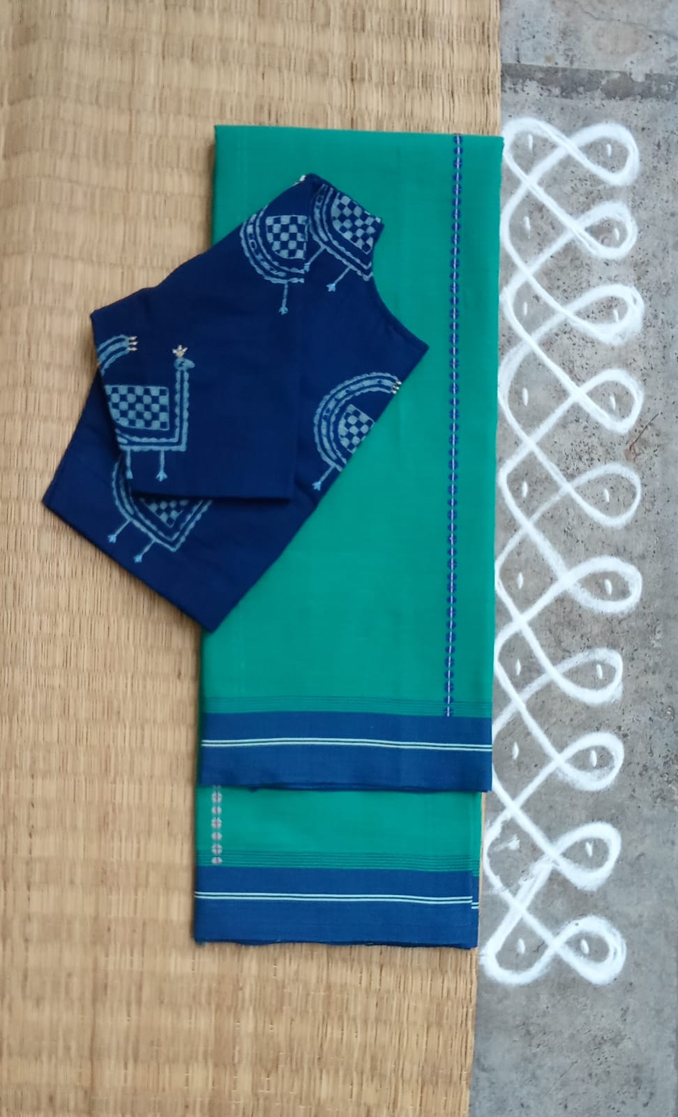 Blue Begampur Handwoven Cotton Saree New! with Morni - Hand Embroidered Blouse