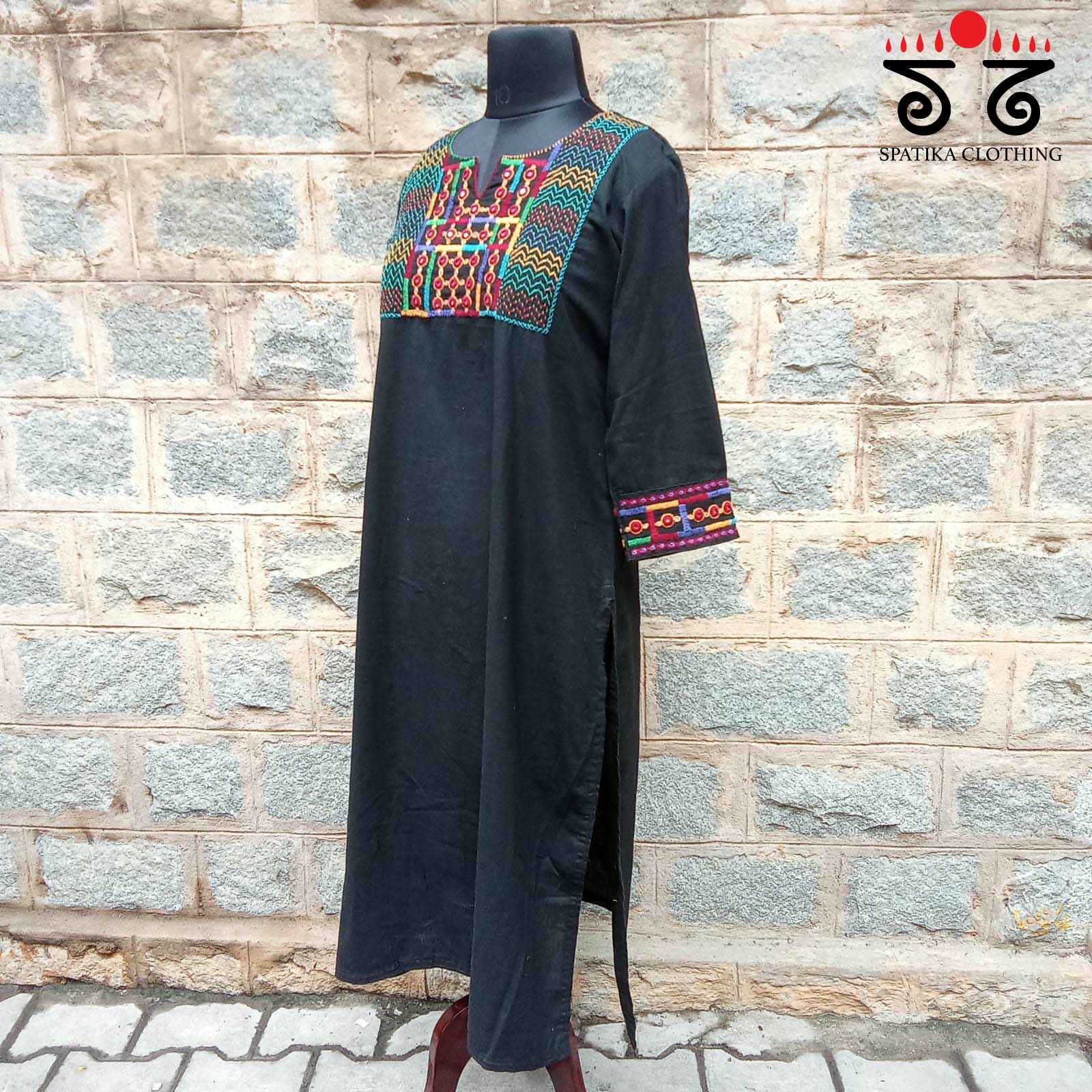 Lambani Hand Embroidered Kurta