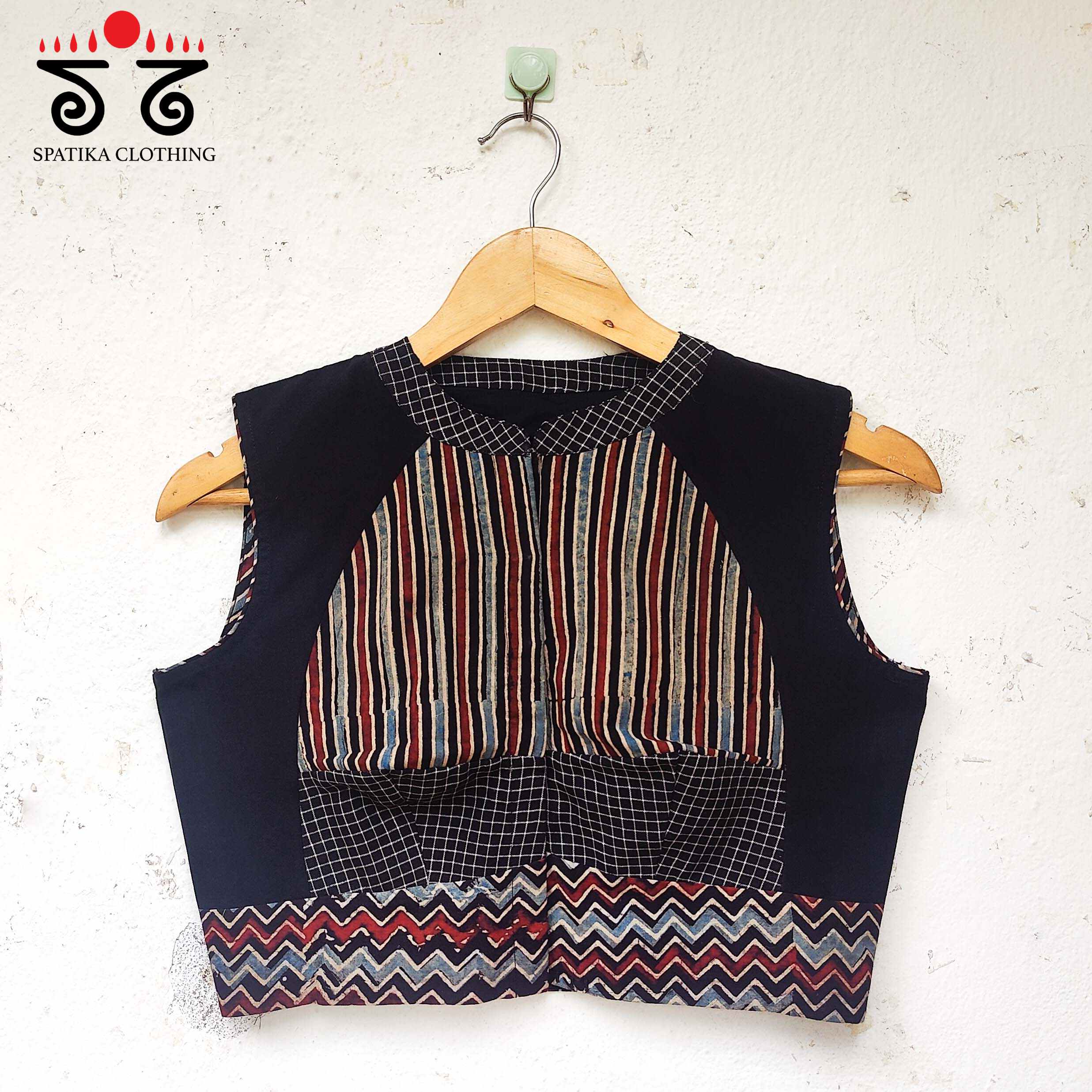 The Katori Blouse - Black