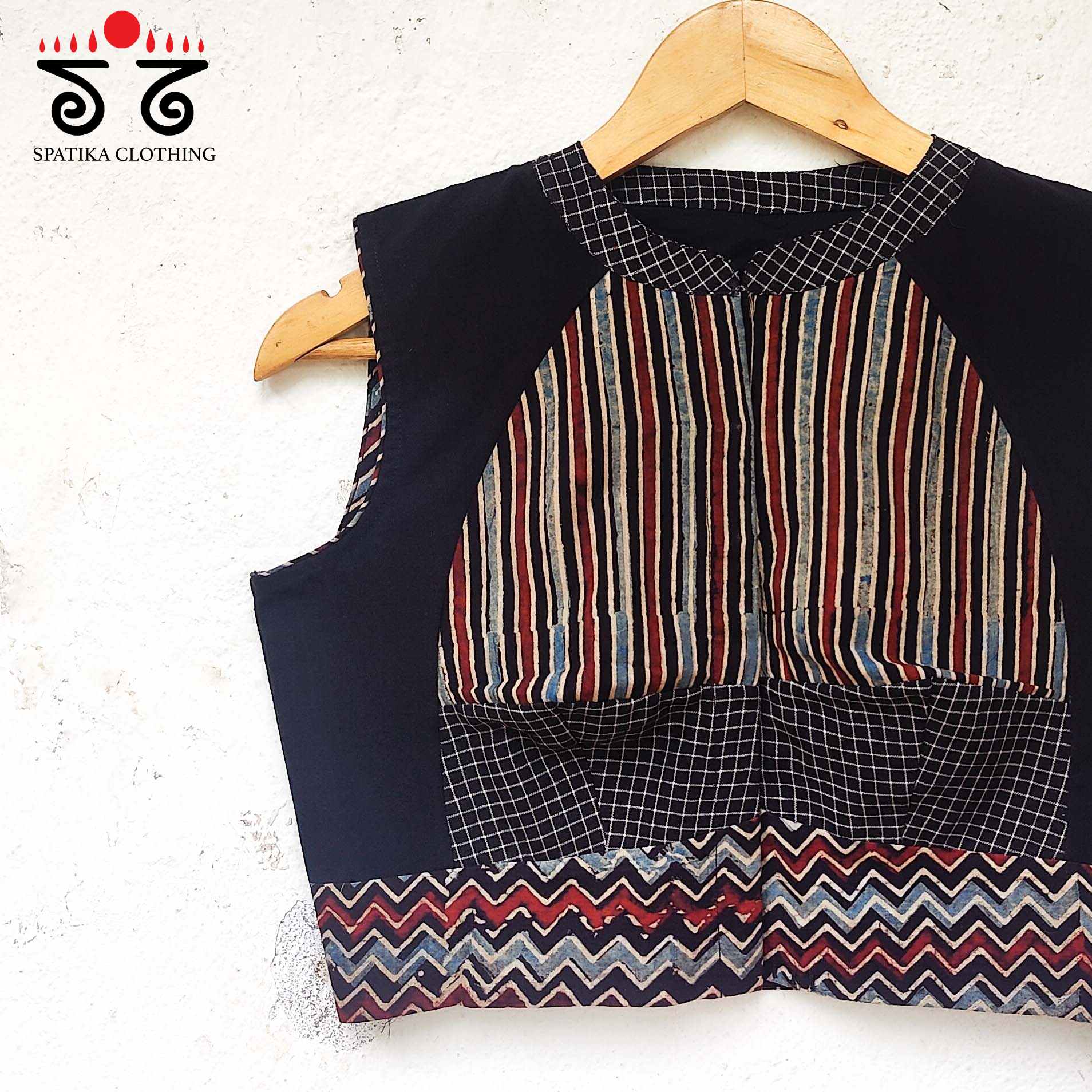 The Katori Blouse - Black