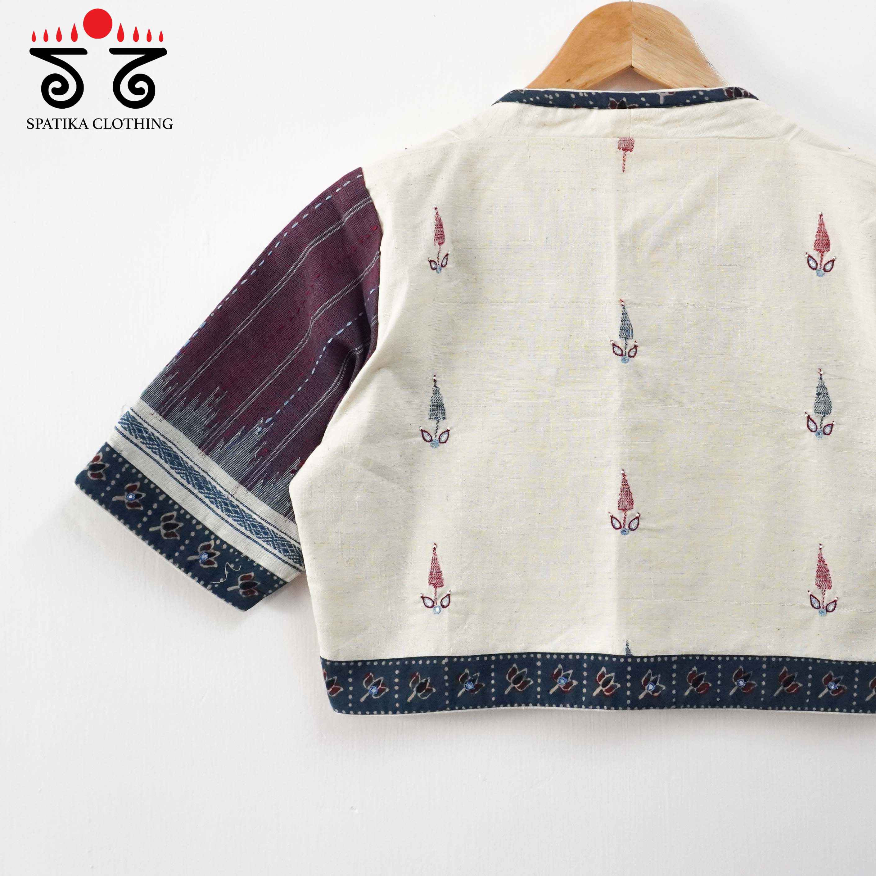 White Ponduru Jamdhani Blouse
