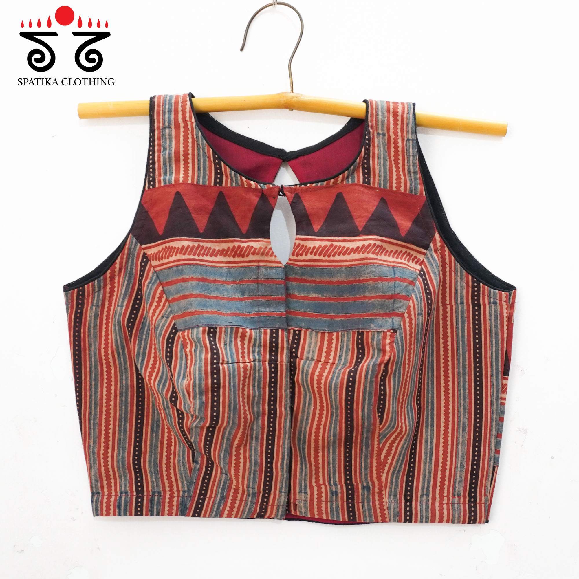 Trikone - Sleeveless Blouse