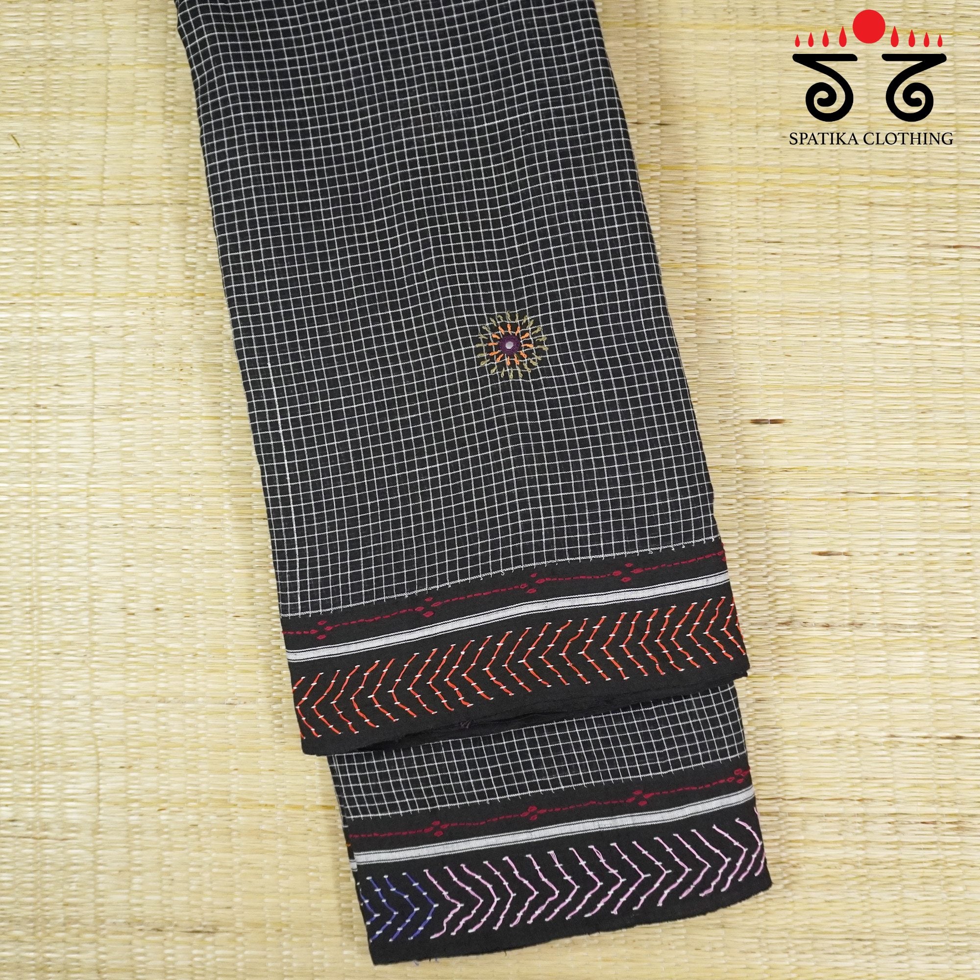 Lambani Hand Embroidered Patteda Anchu Saree
