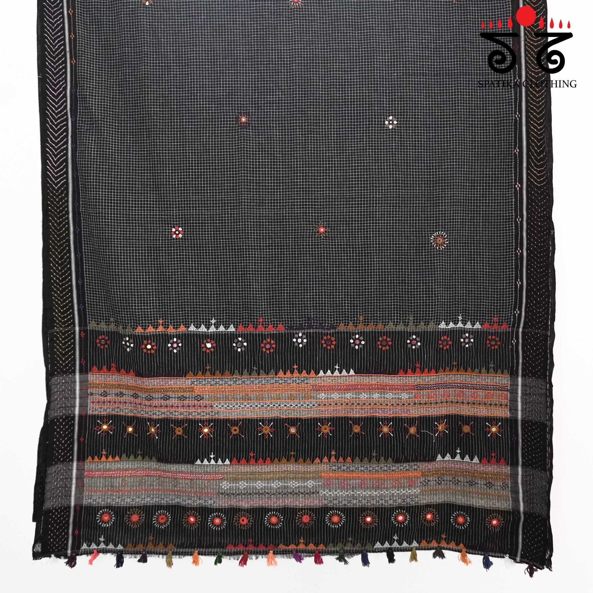 Lambani Hand Embroidered Patteda Anchu Saree