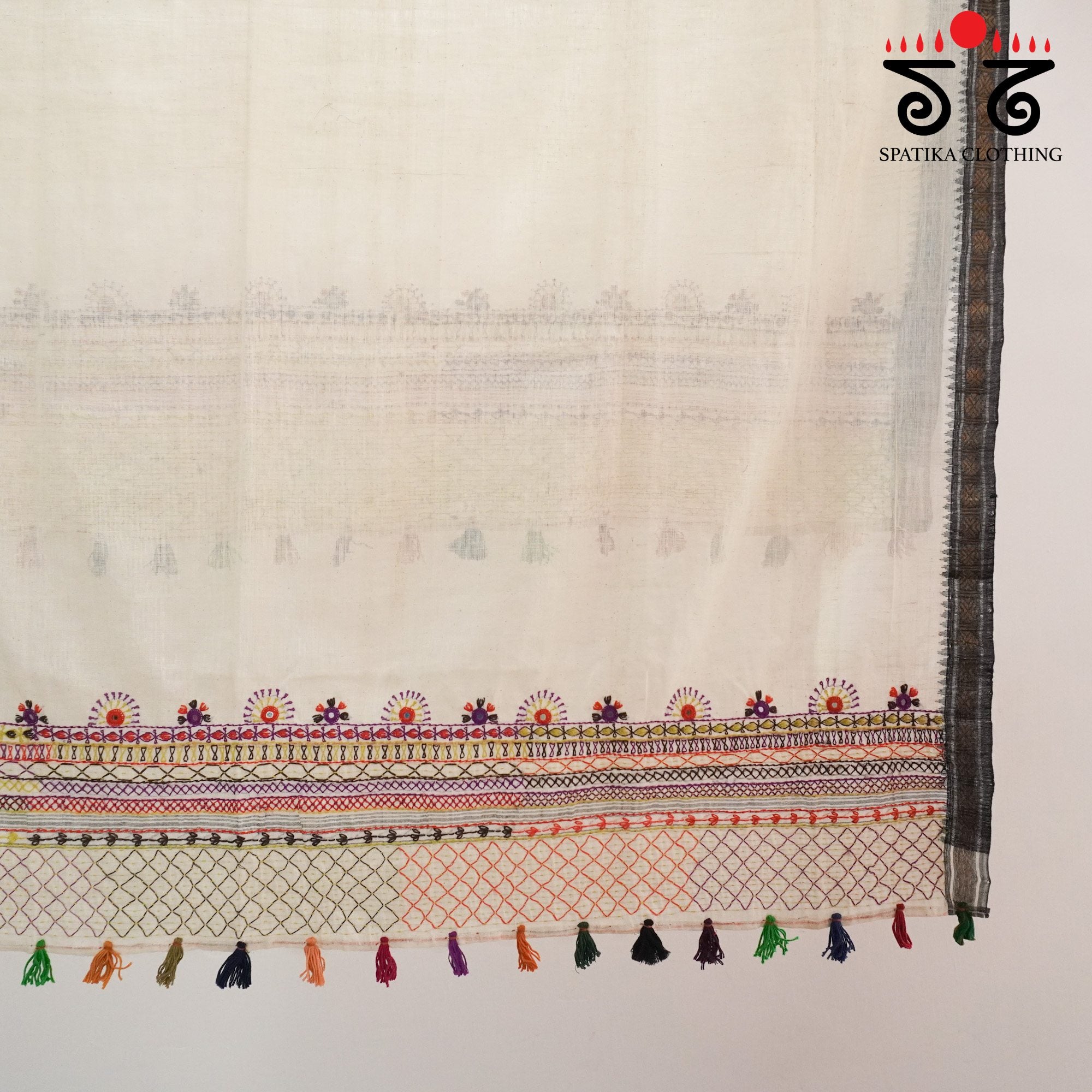 Ponduru Hand Embroidered Angavastram