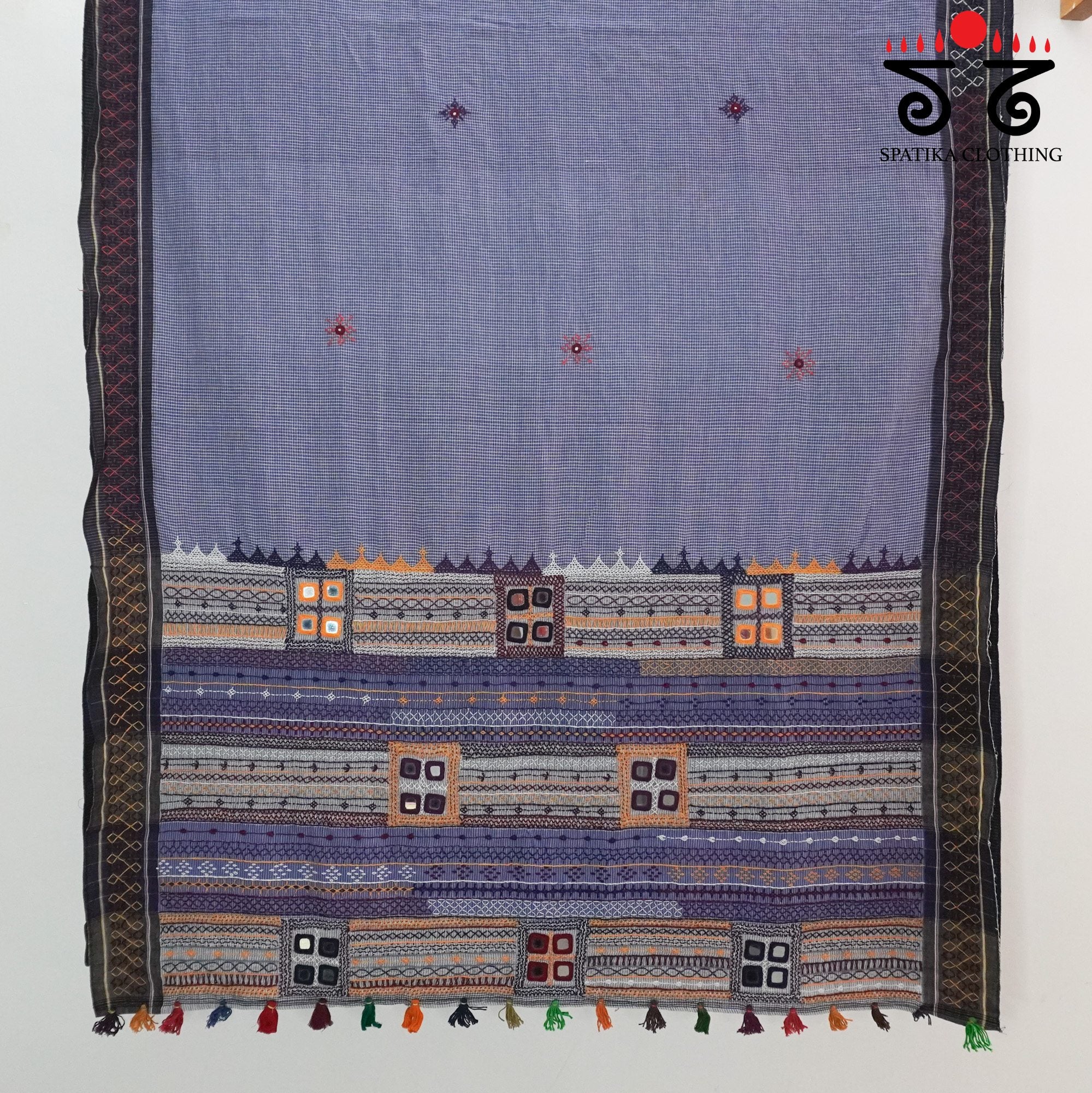 Hand Embroidered Blue Patteda Anchu Saree