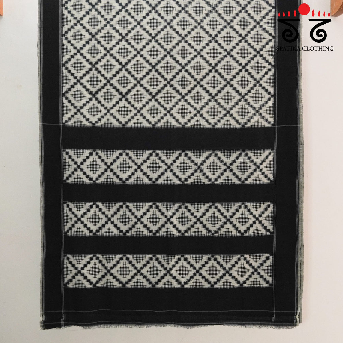 Black & White Telia Rumal Ikat Cotton Saree