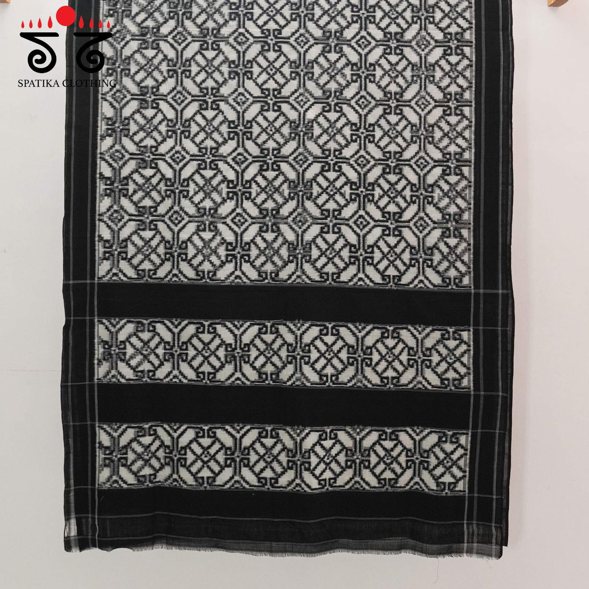 Black & White Telia Rumal Ikat Cotton Saree