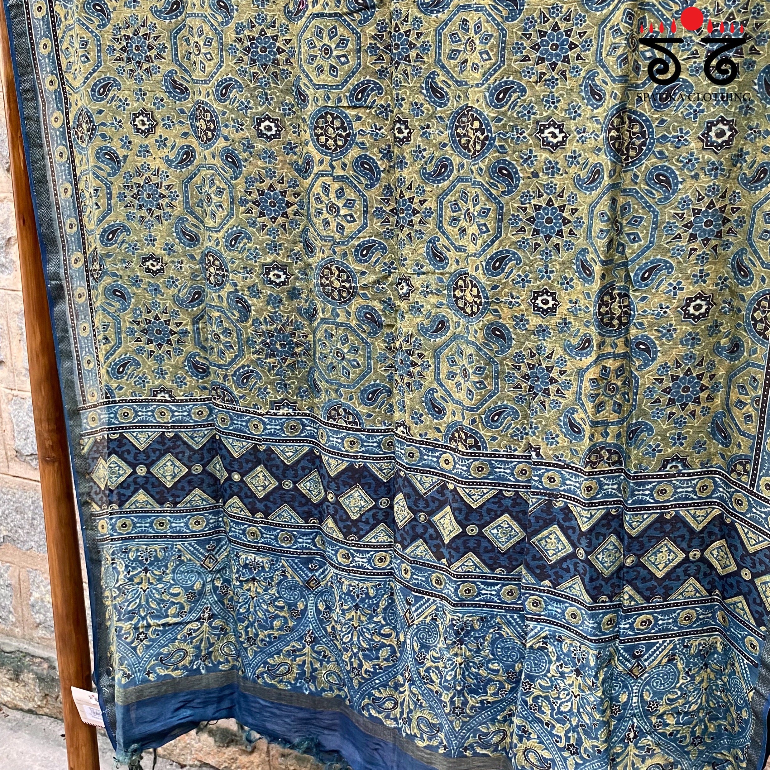 Ajrak on Maheshwari Dupatta
