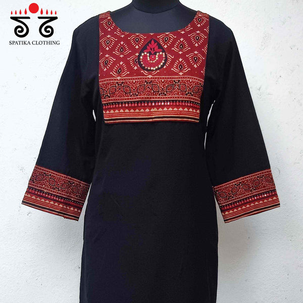 Lambani Hand Embroidered Kurta