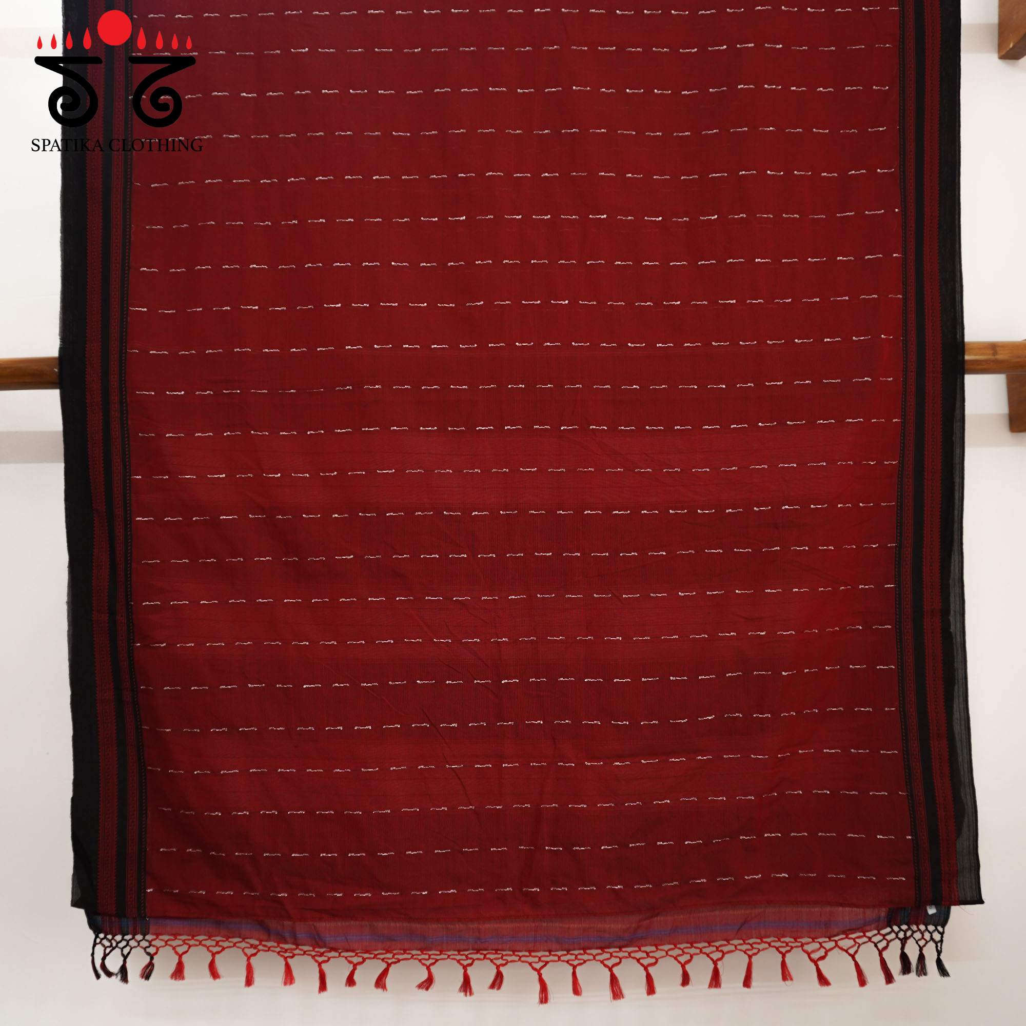 Red Ilkal Handwoven Cotton Saree - Pen Kalamkari Blouse