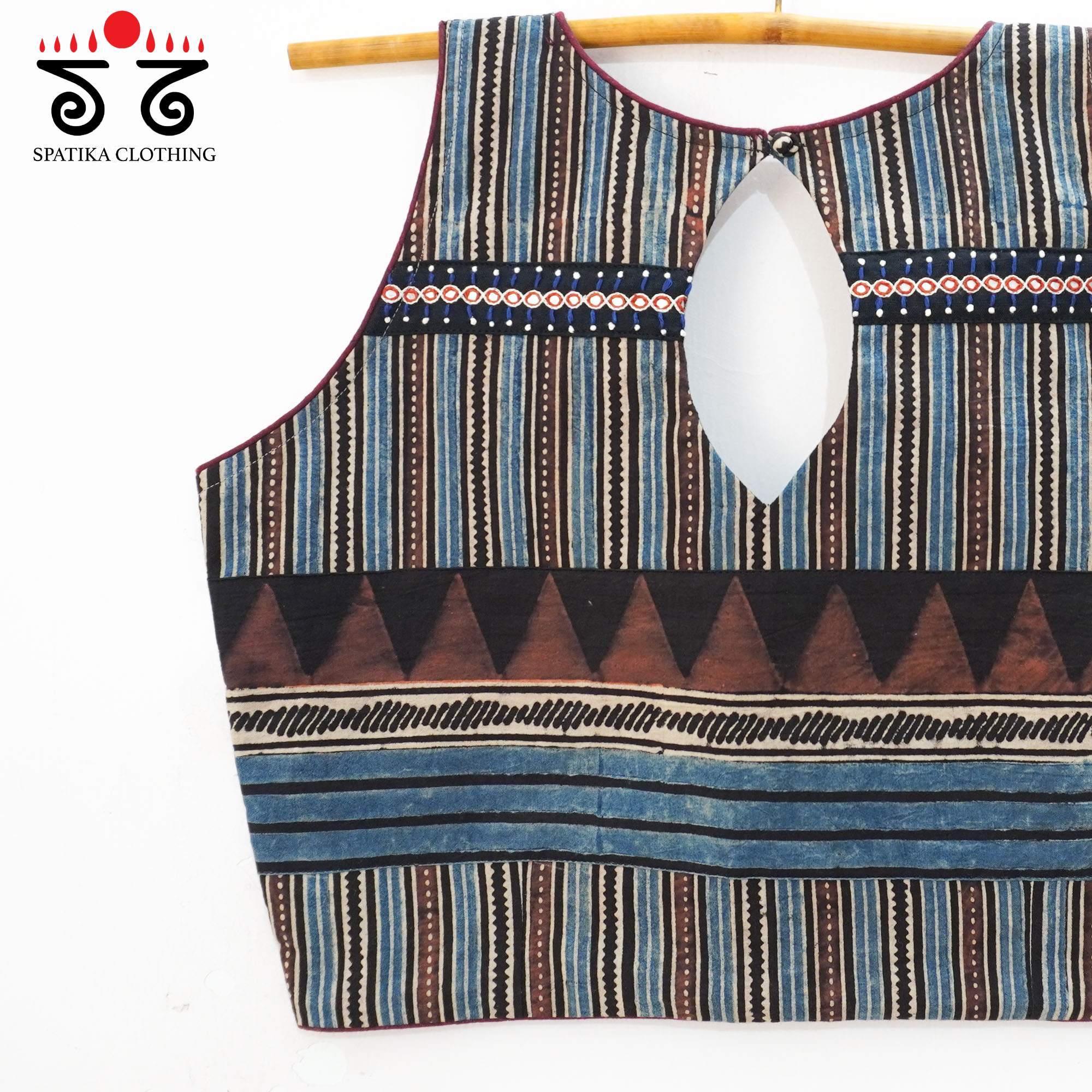 Trikone- Sleeveless Blouse