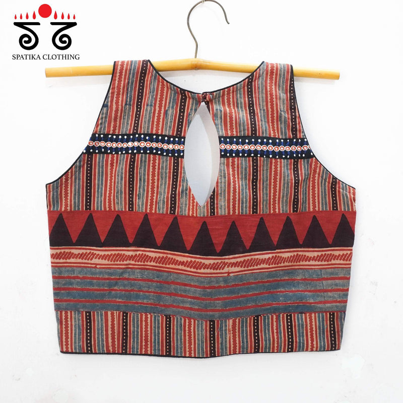 Trikone - Sleeveless Blouse