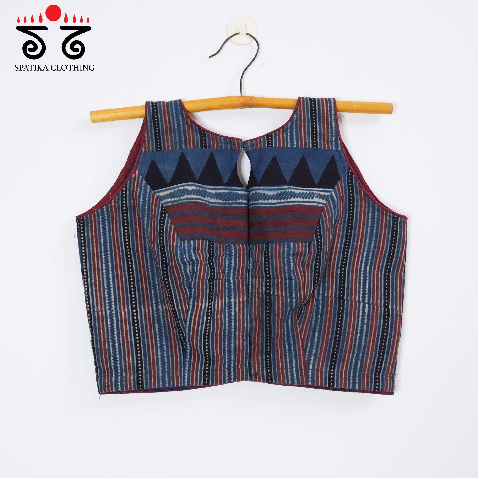 Trikone - Sleeveless Blouse