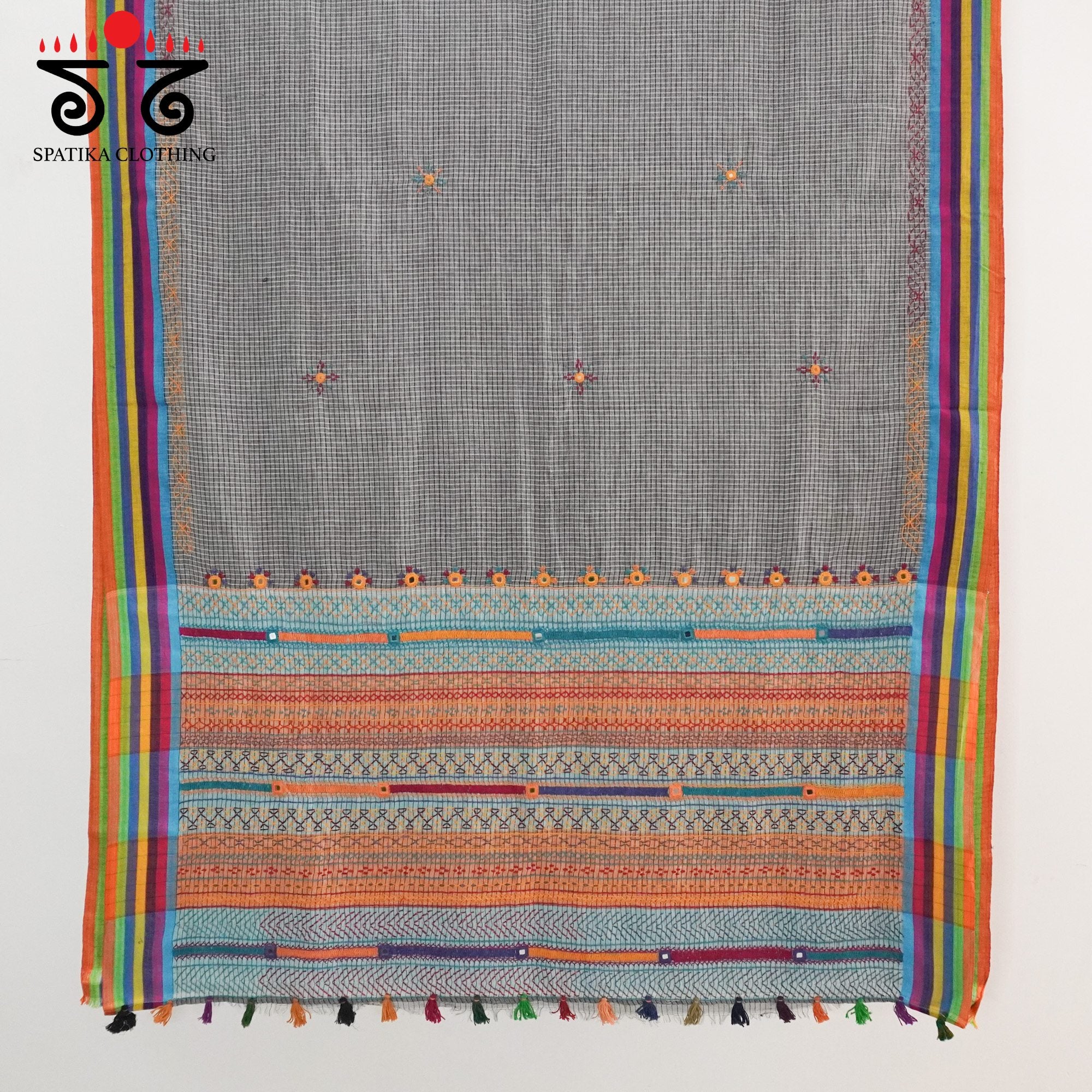 Hand Embroidered Patteda Anchu Saree