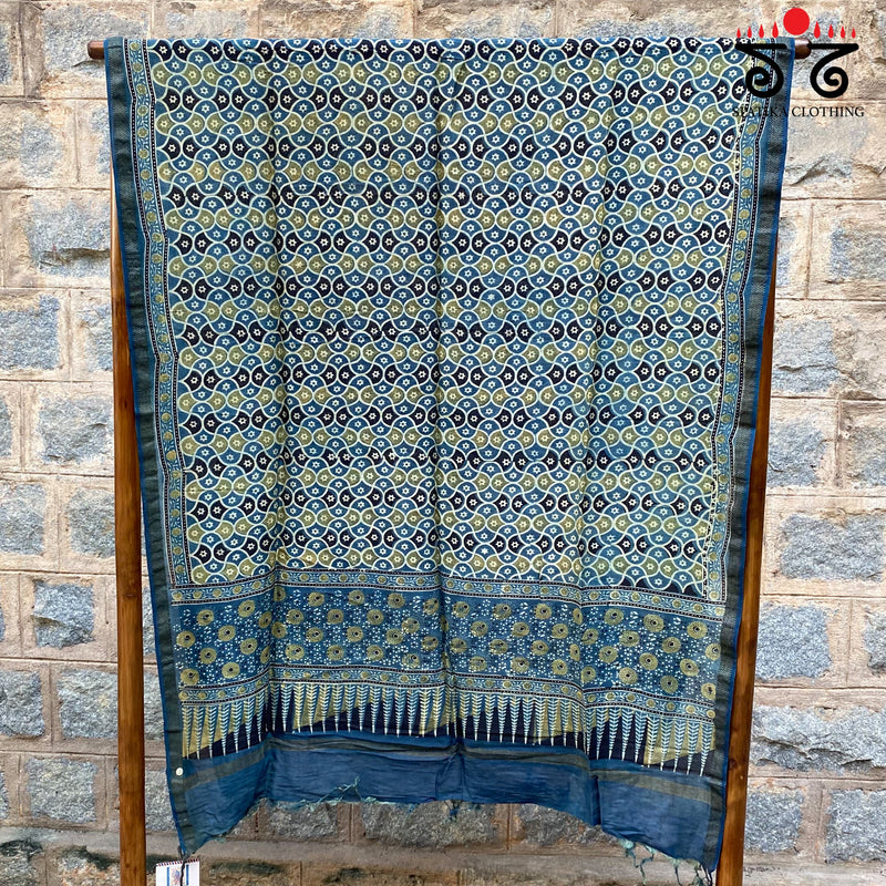 Ajrak on Maheshwari Dupatta